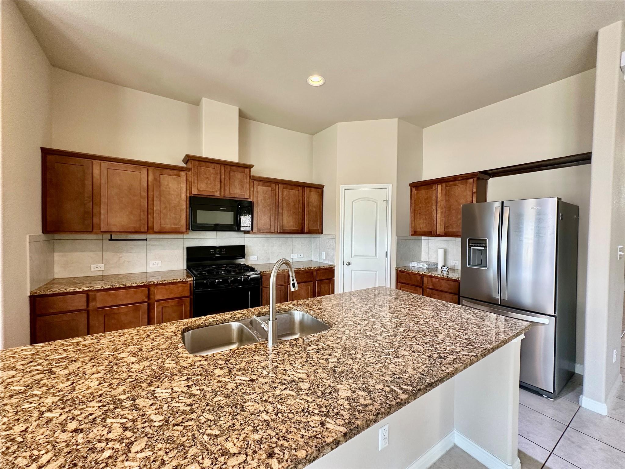 5977 Malta Cir Property Photo 11