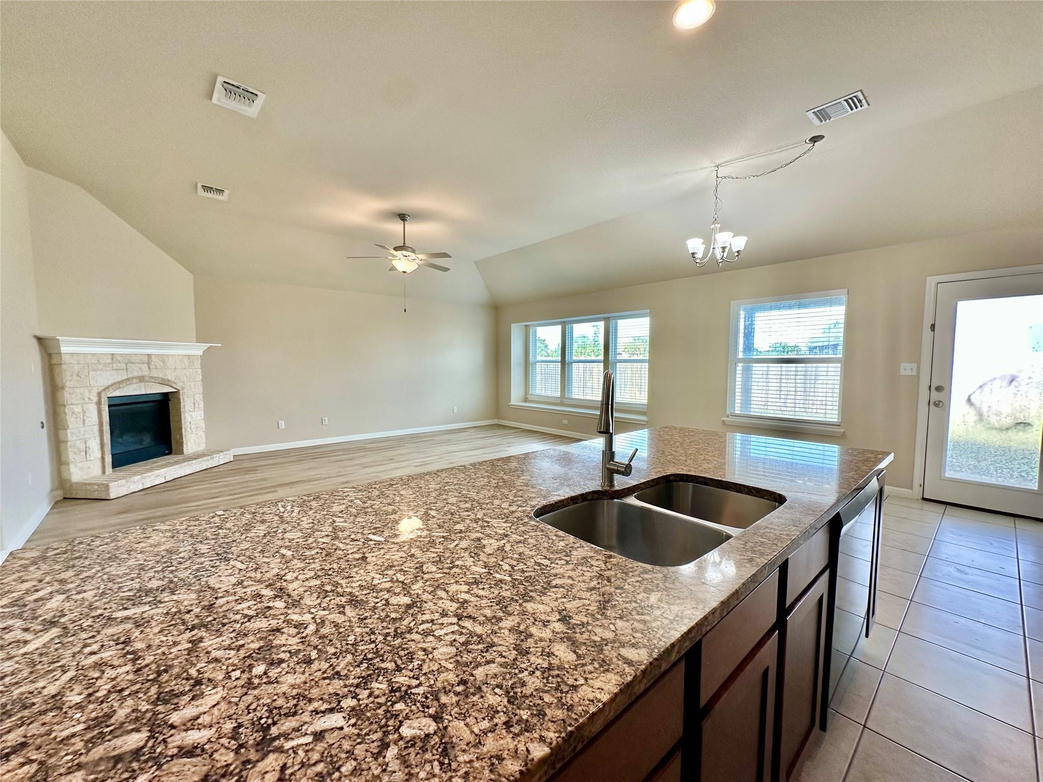 5977 Malta Cir Property Photo 14