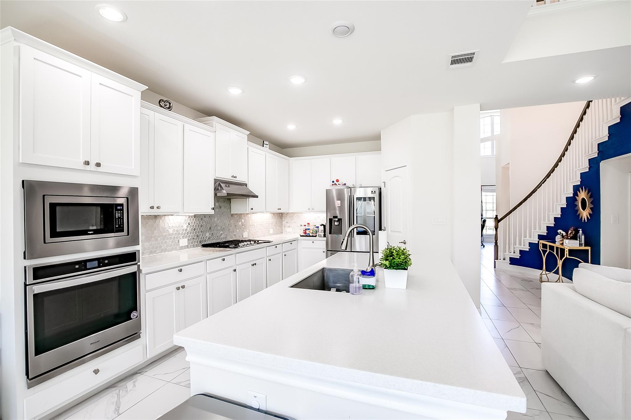 731 Expedition Way Property Photo 13