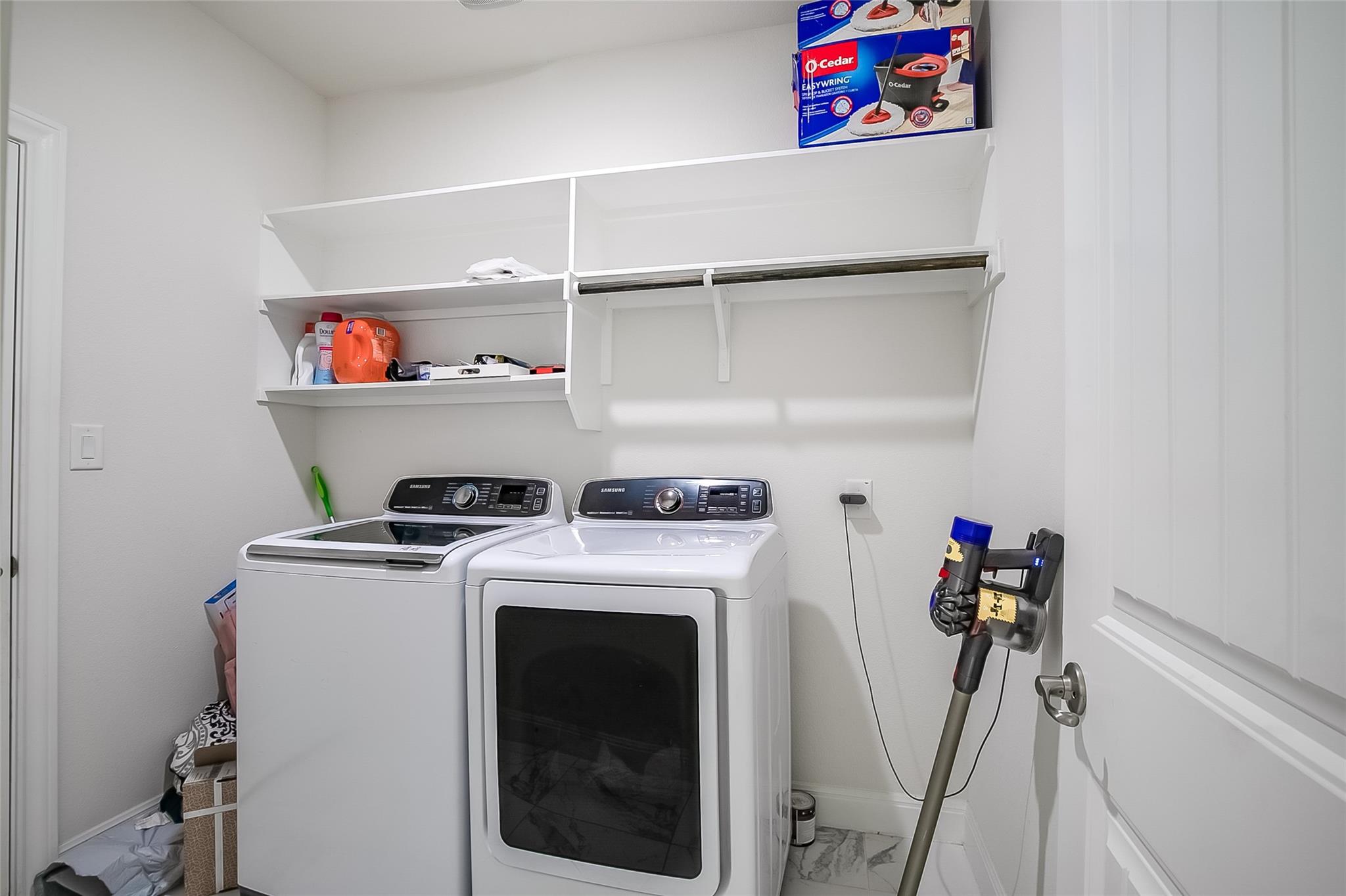 731 Expedition Way Property Photo 30