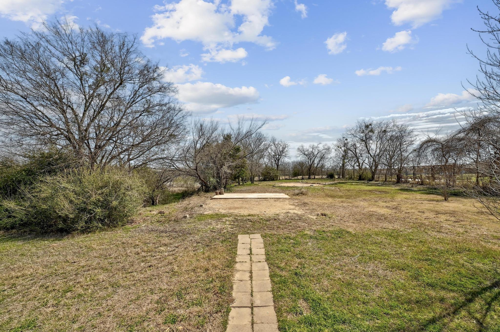 10801 Bradshaw Rd Property Photo 27