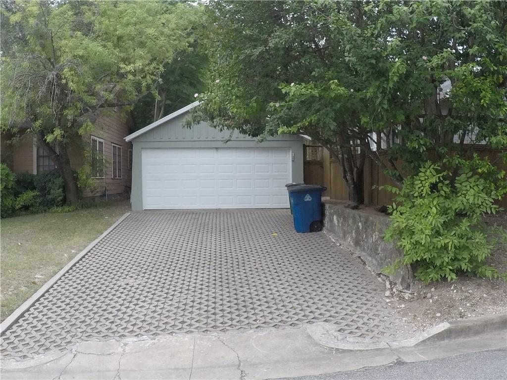 1907 Brackenridge St Property Photo 21