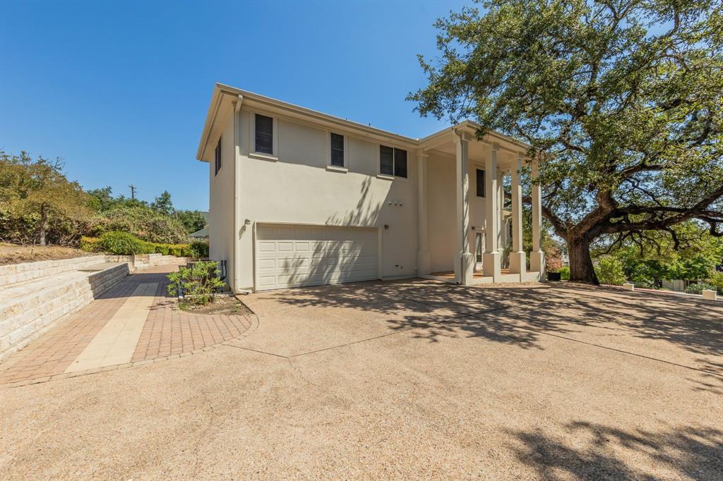 1704 Randolph Ridge Trl Property Photo 4