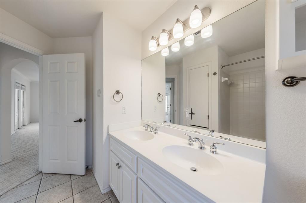 1704 Randolph Ridge Trl Property Photo 19