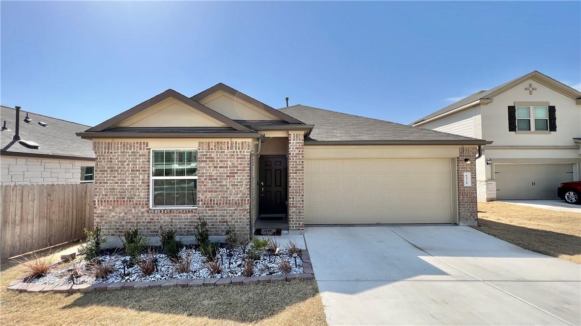 6528 Strelitzia CV Property Photo 1