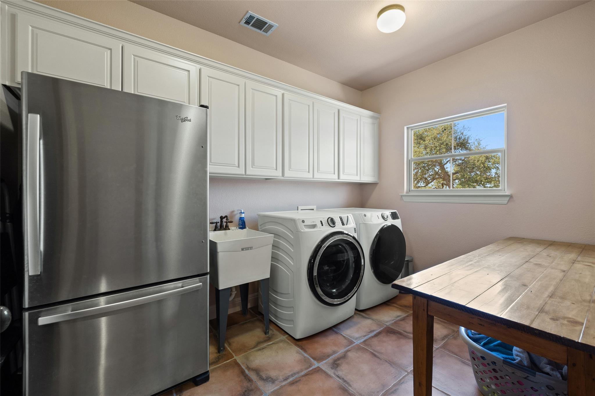 1120 Canyon View Rd Property Photo 23