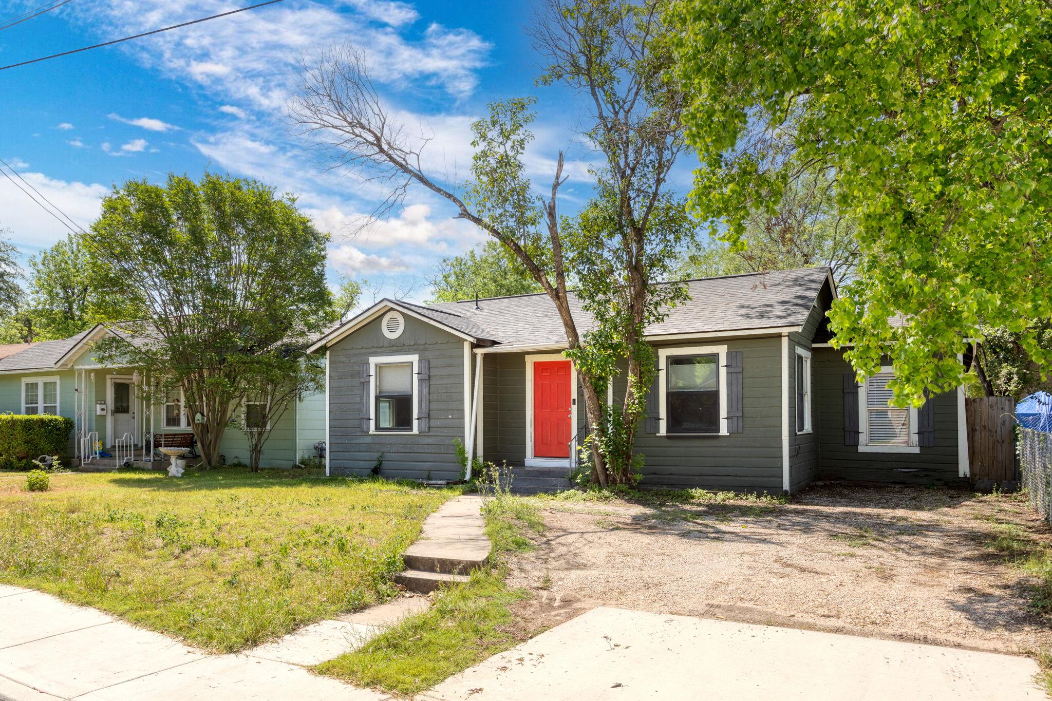 406 Halliday Ave Property Photo