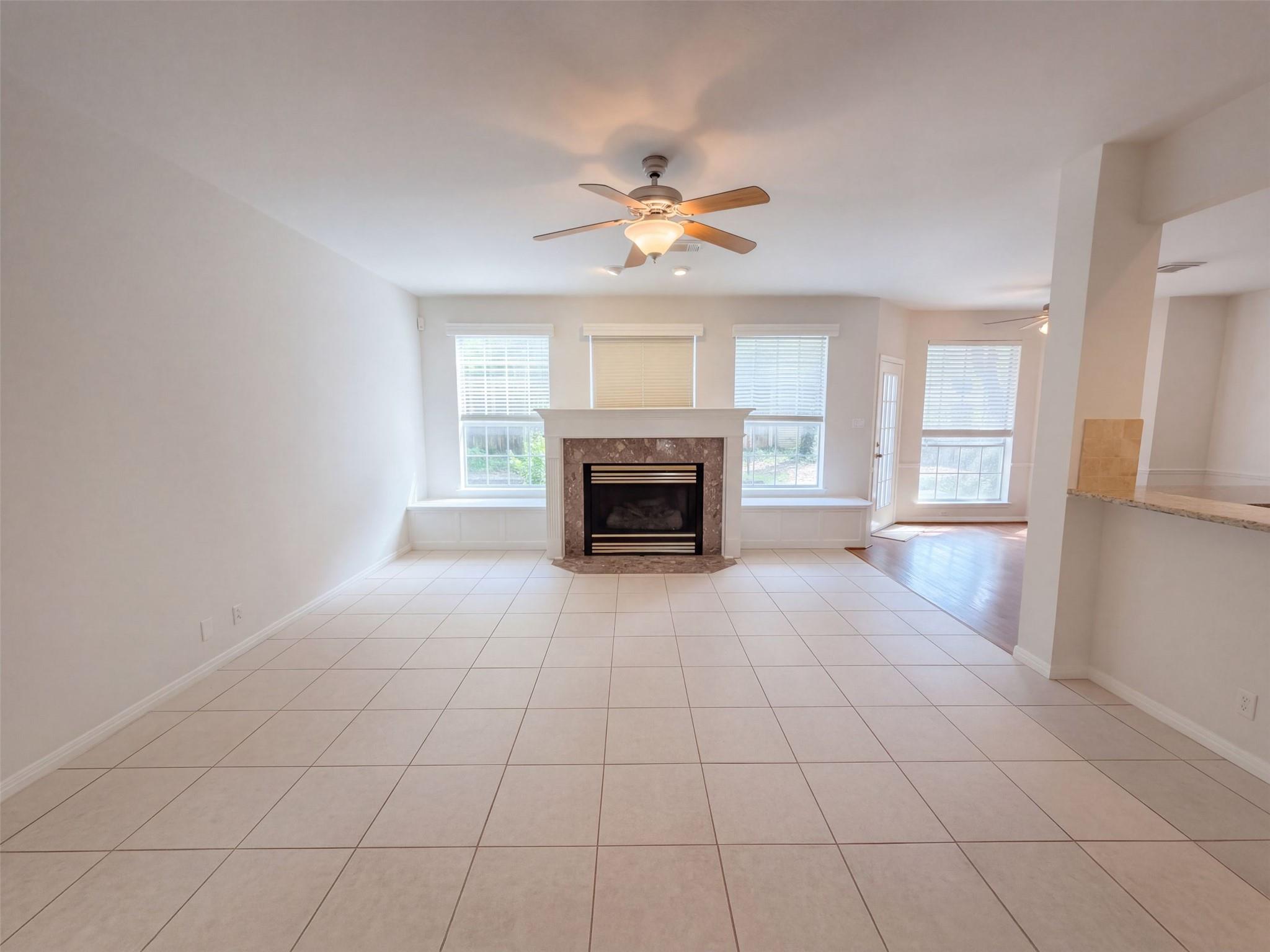 5400 Ketch Ct Property Photo 8