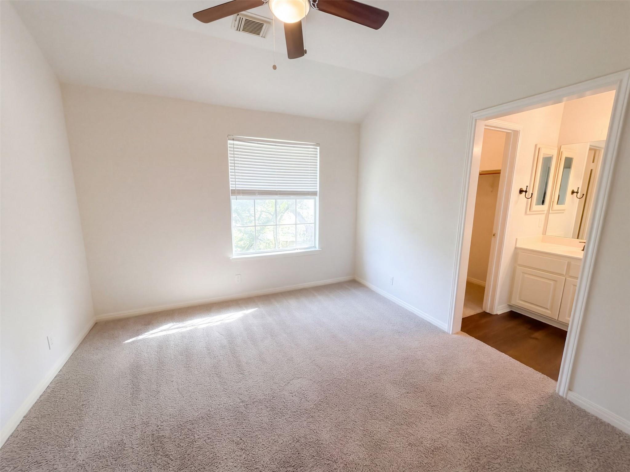5400 Ketch Ct Property Photo 21