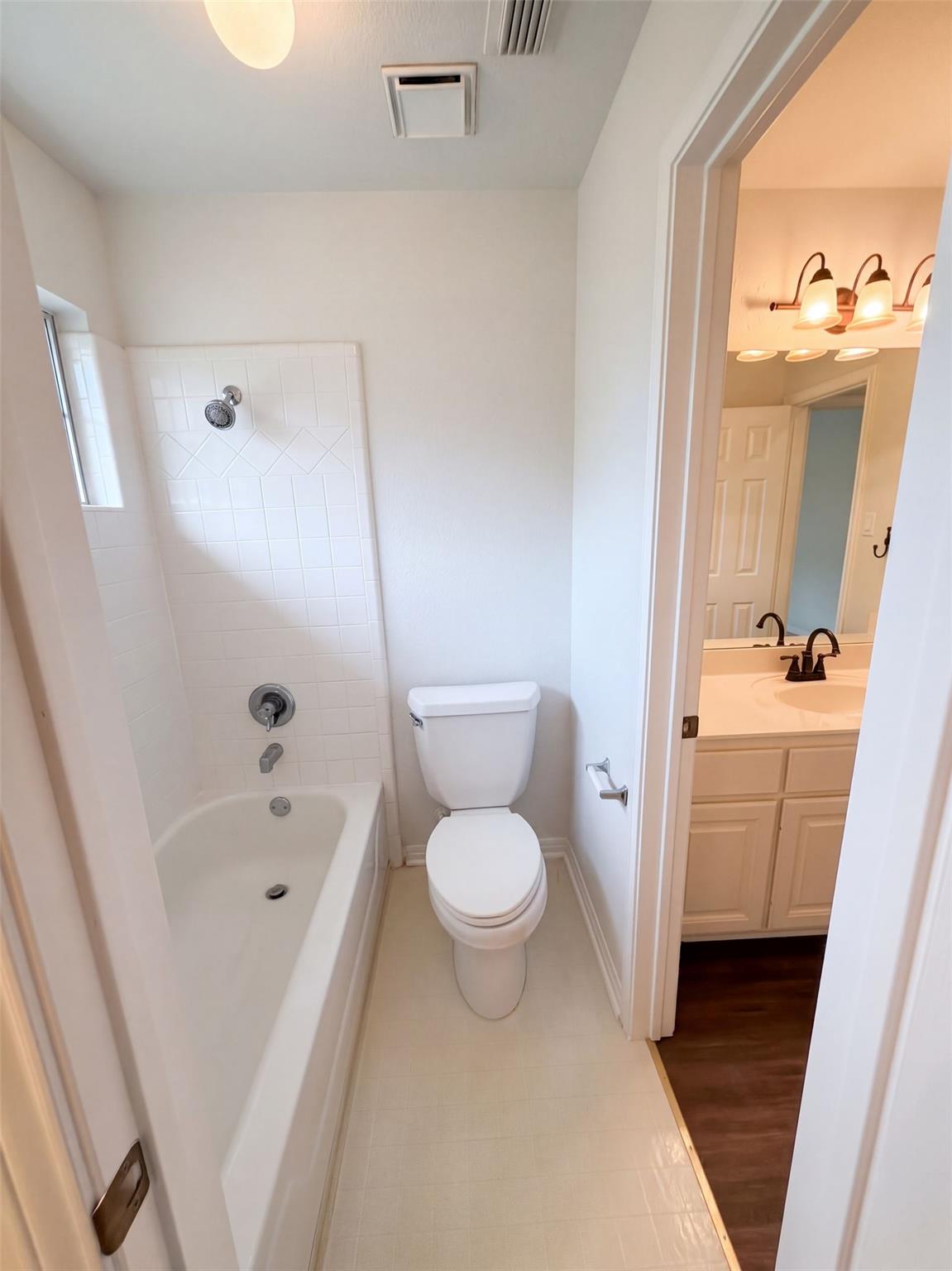 5400 Ketch Ct Property Photo 24
