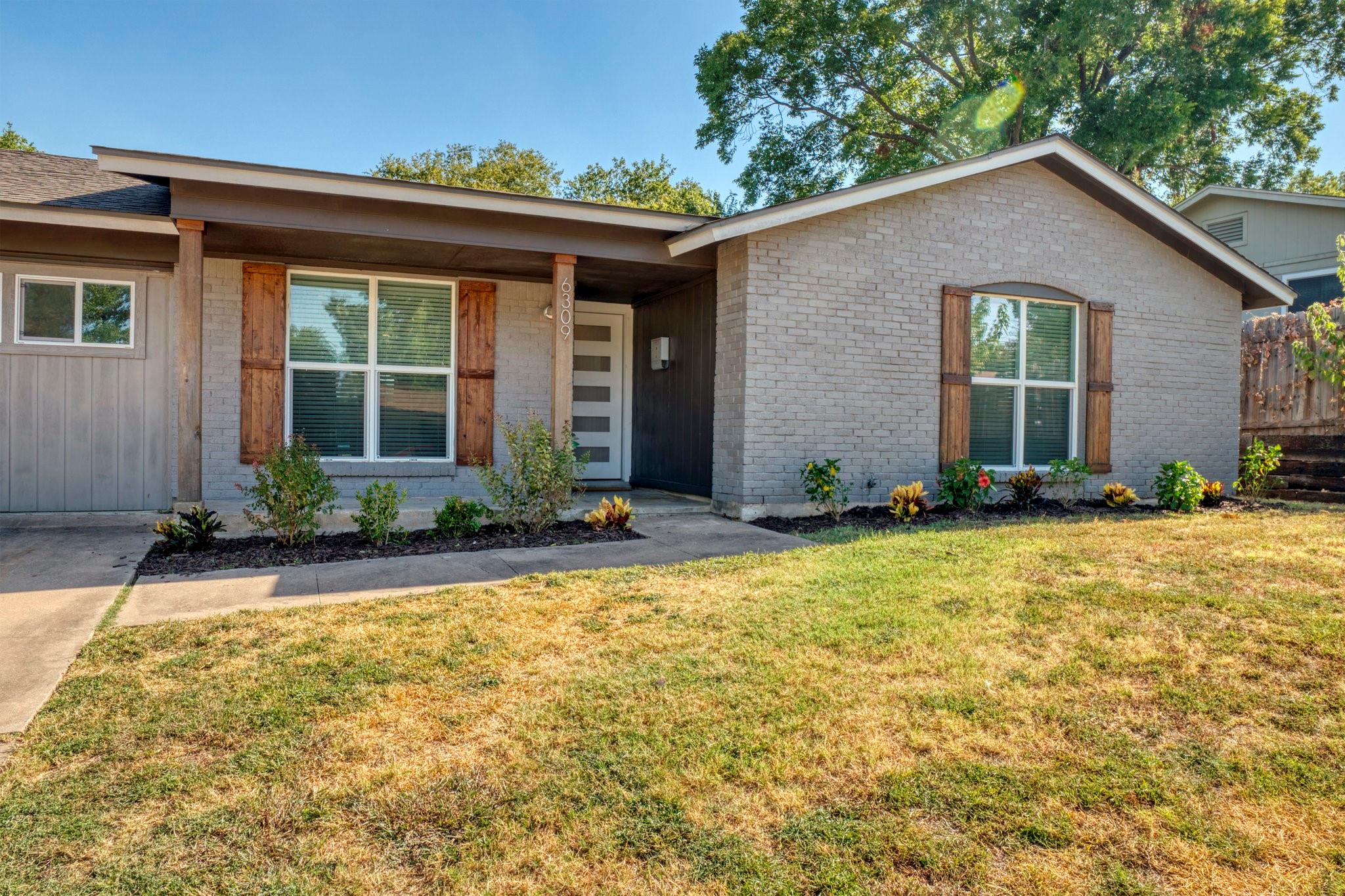 6309 Huntleigh Way Property Photo