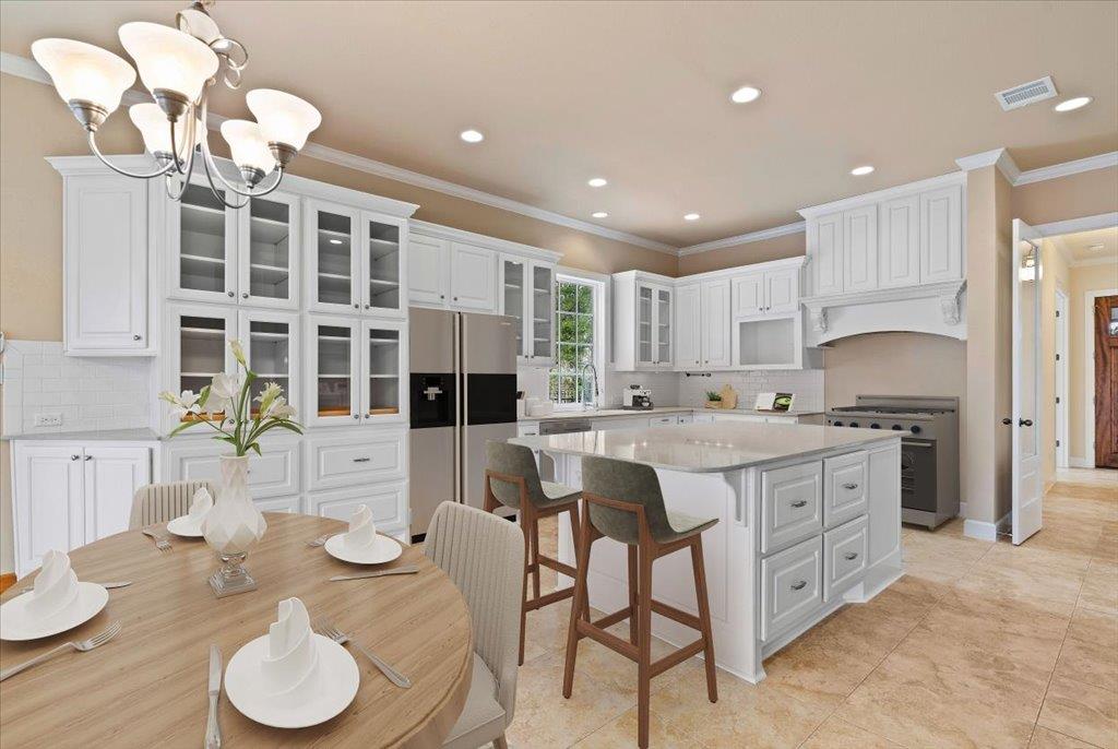 3006 Washington Sq Property Photo 11