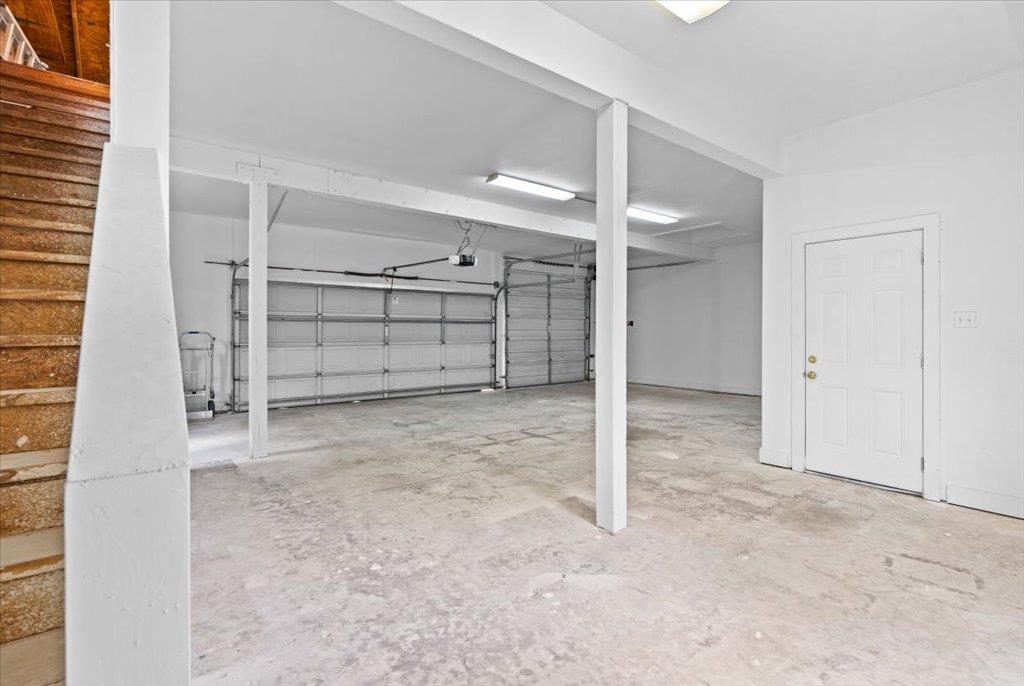 3006 Washington Sq Property Photo 32