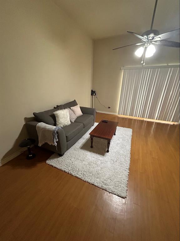 1908 San Antonio St #303 Property Photo 1