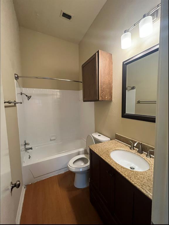 1908 San Antonio St #303 Property Photo 7