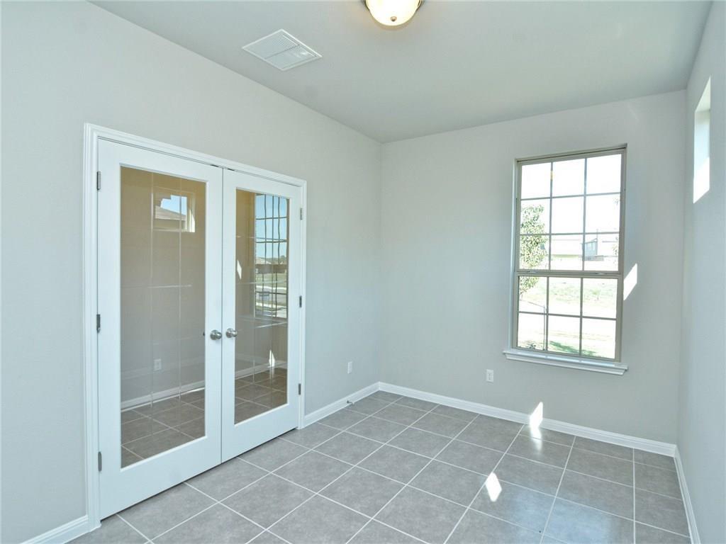 112 Mauldin St Property Photo 5