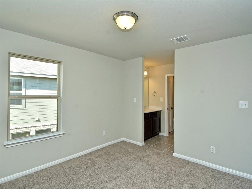 112 Mauldin St Property Photo 16
