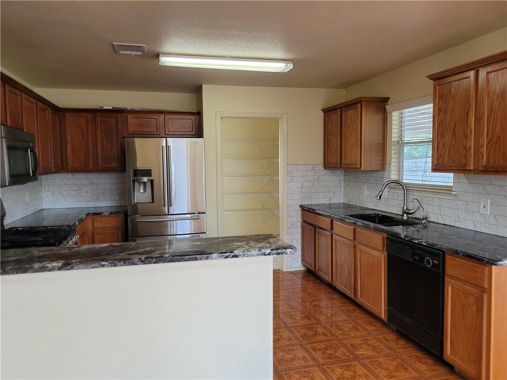 312 Sweet Leaf Ln Property Photo 12