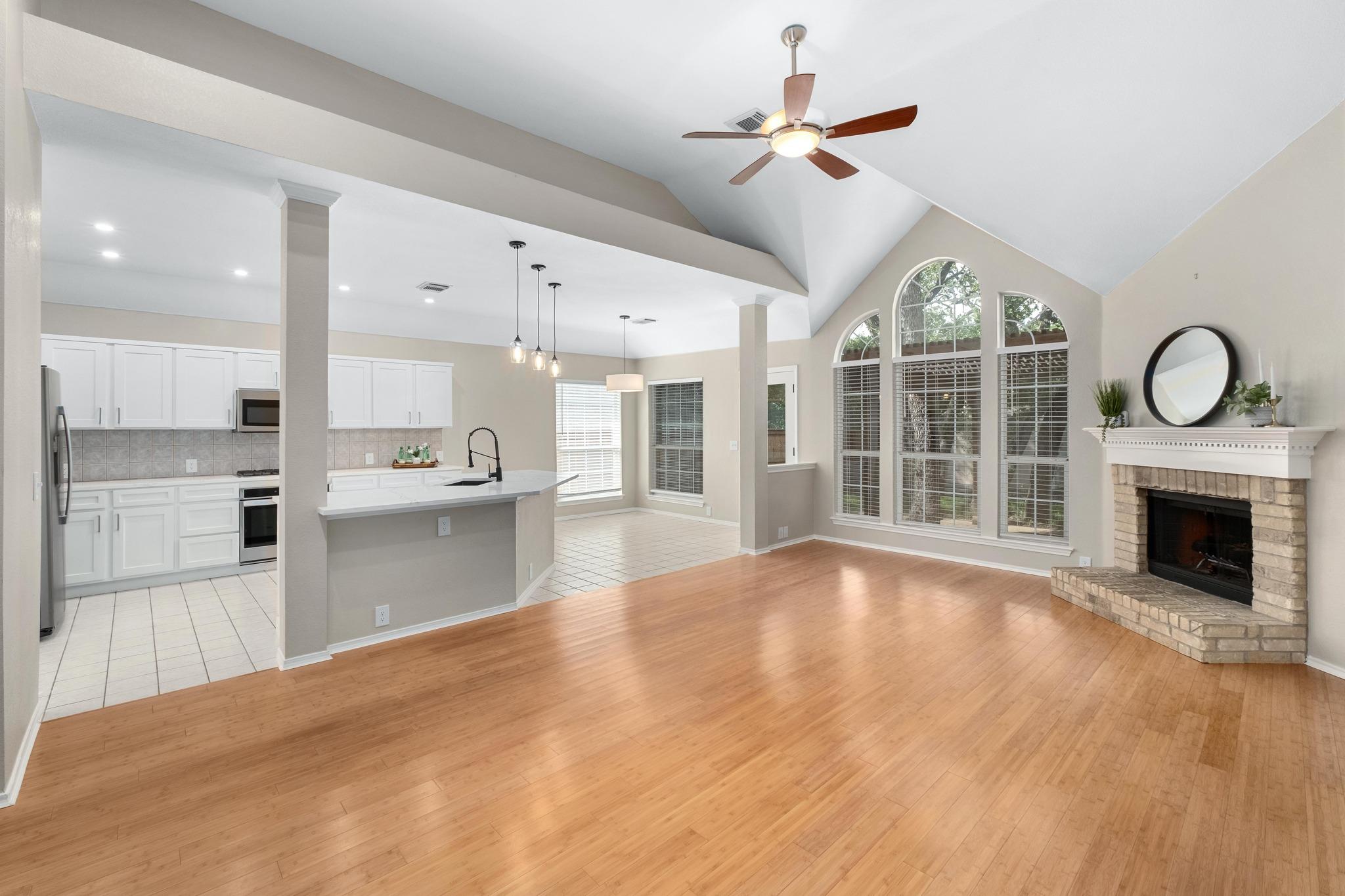 5405 Apache Creek Cv Property Photo 5