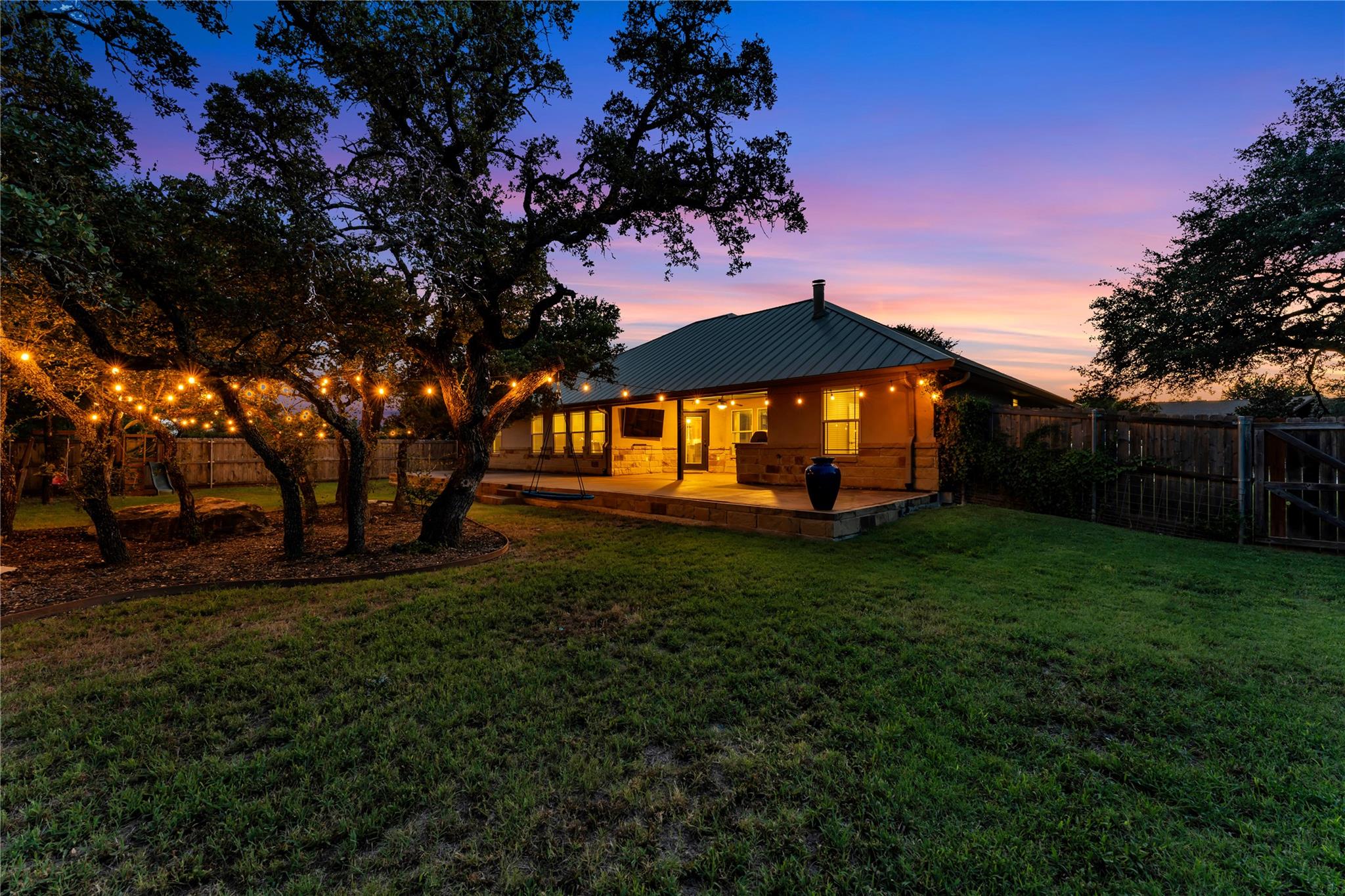252 Sunday Dr Property Photo 4