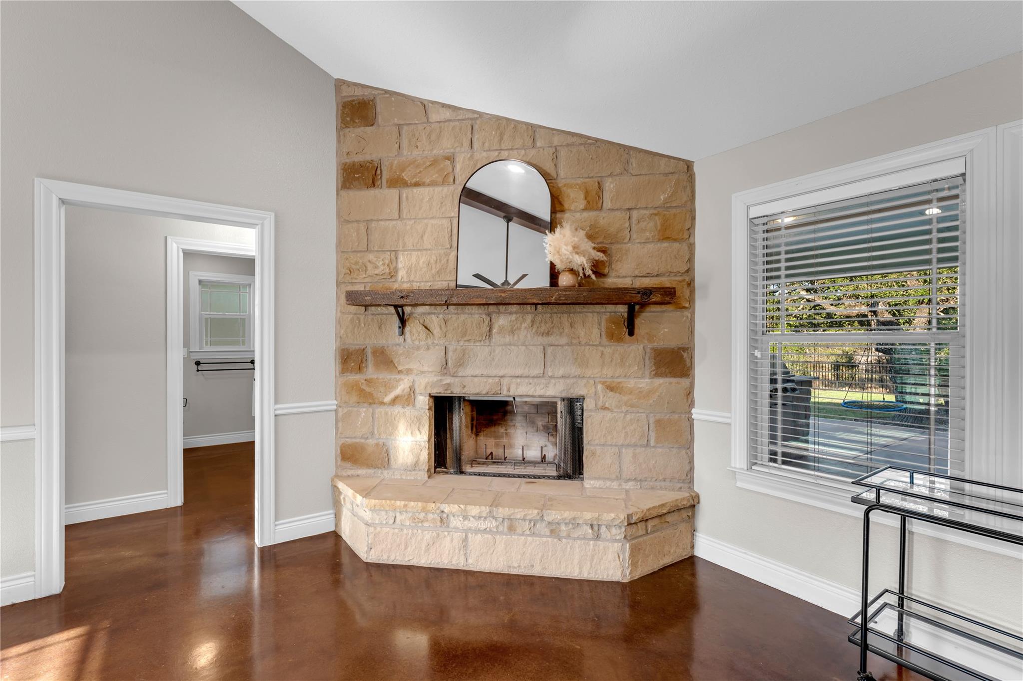 252 Sunday Dr Property Photo 6