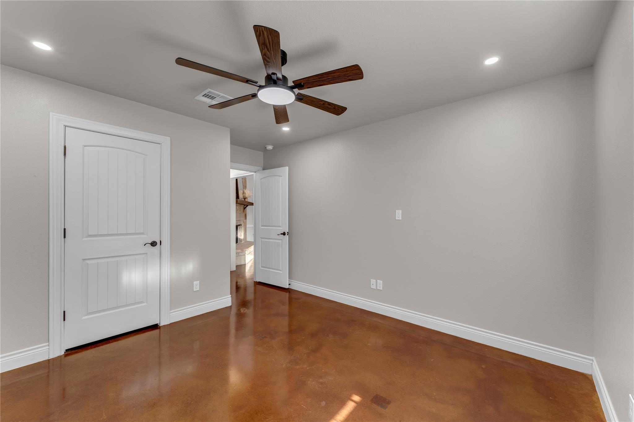 252 Sunday Dr Property Photo 19