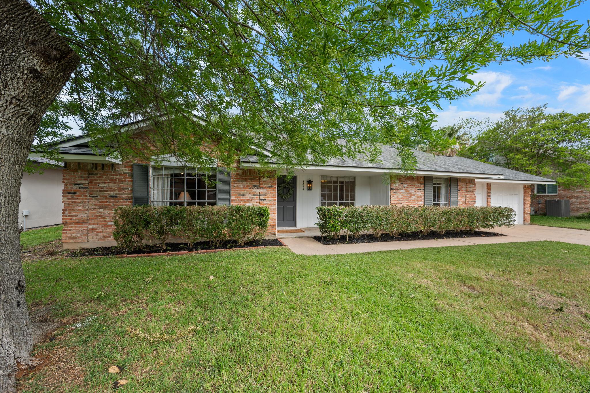 1314 Quailfield Cir Property Photo