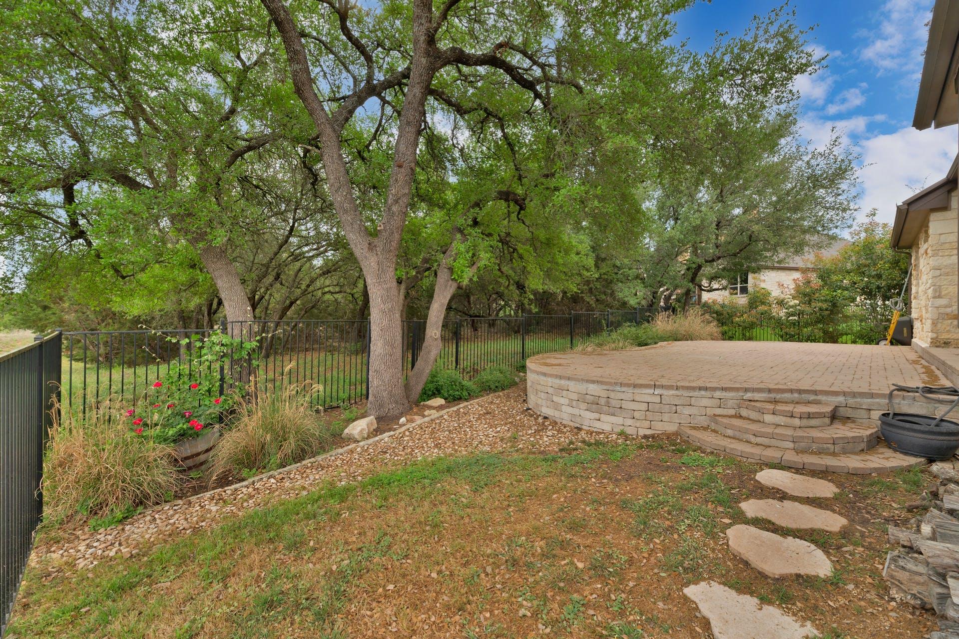 4917 Pyrenees Pass Property Photo 28