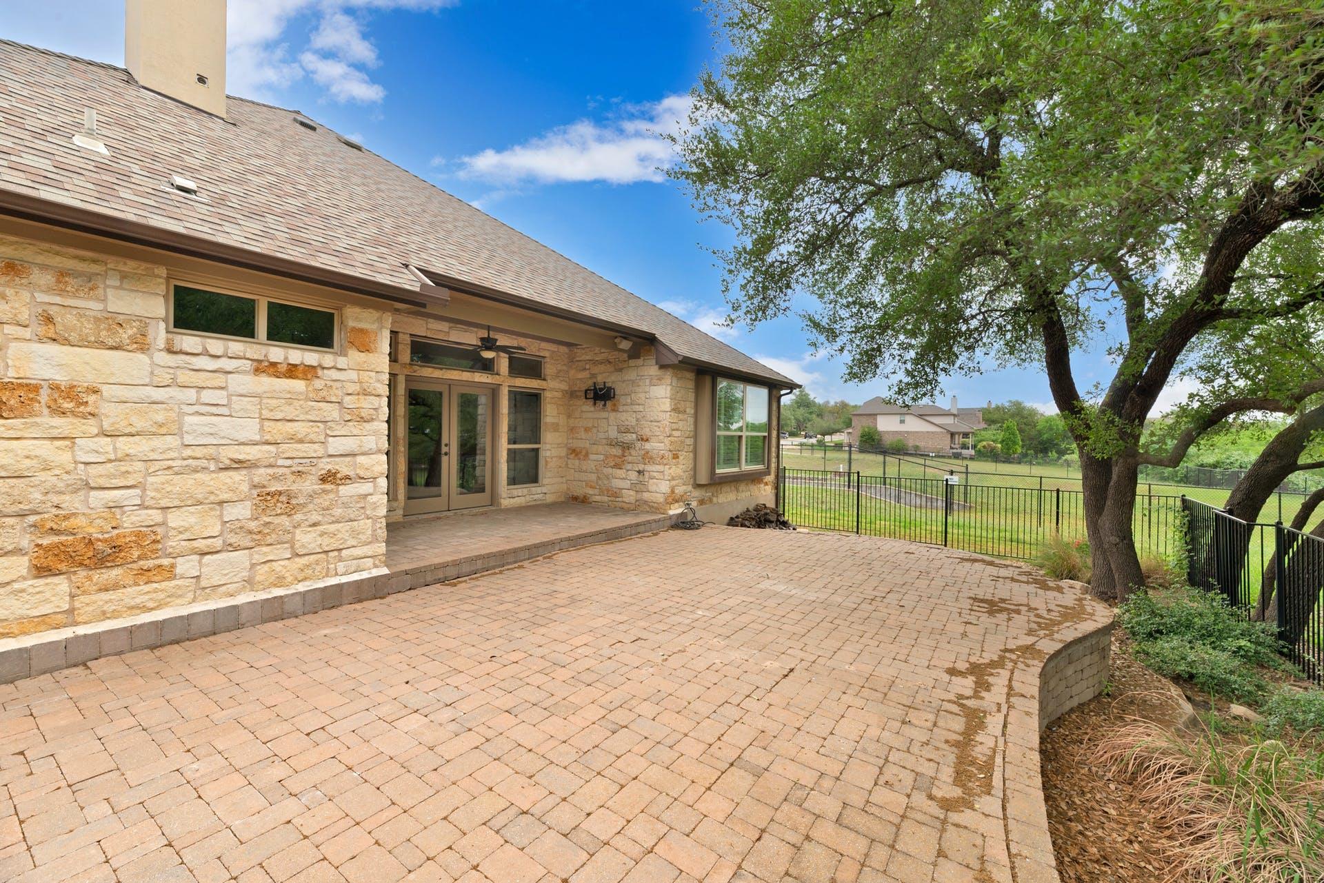 4917 Pyrenees Pass Property Photo 29