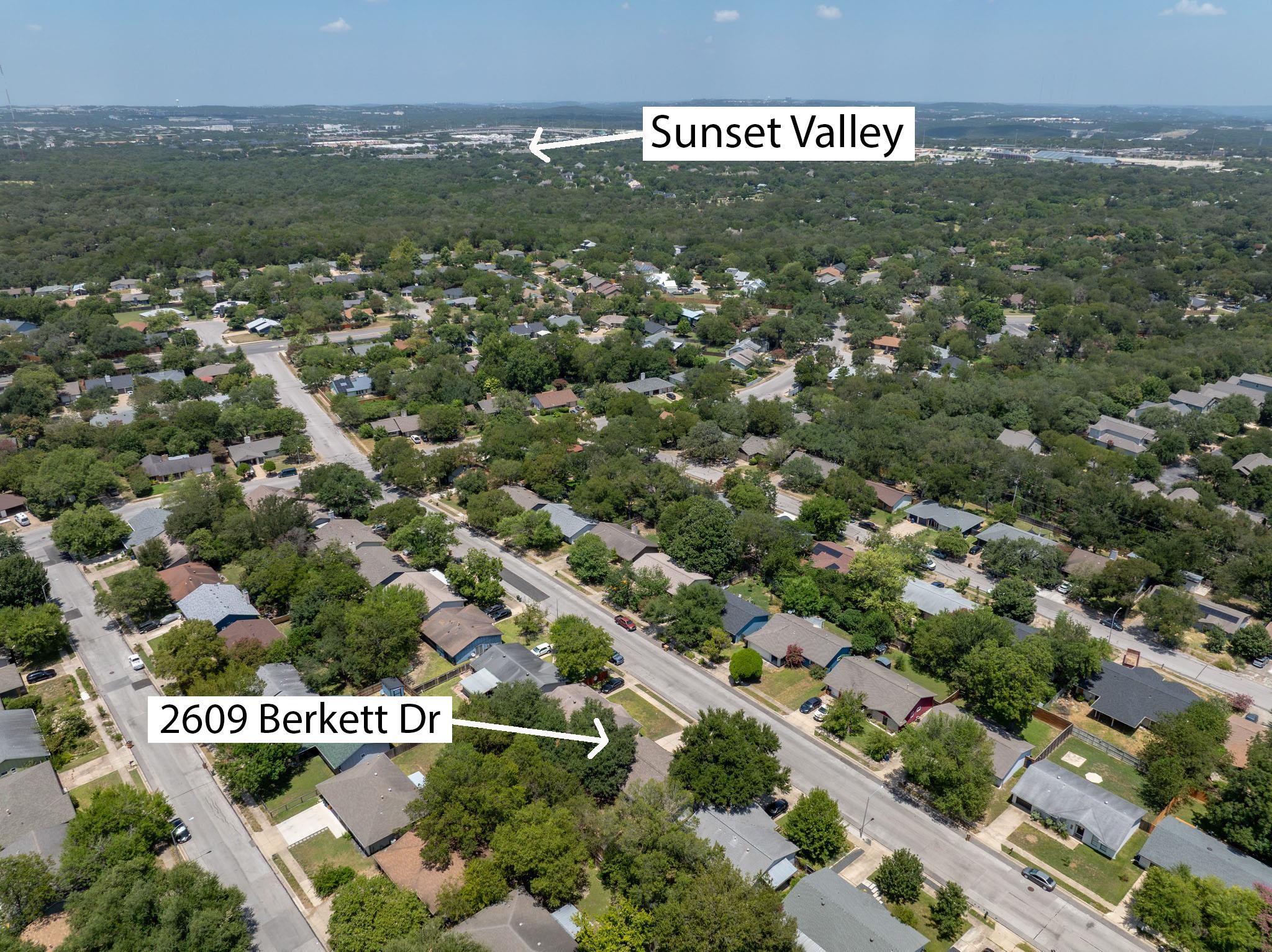2609 Berkett Dr Property Photo 27
