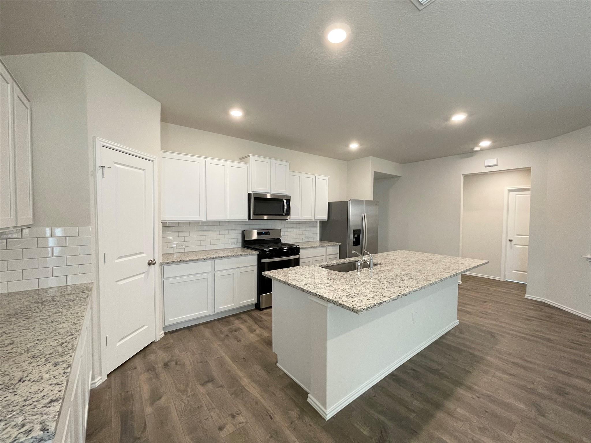 3871 Copper Riv Property Photo 5
