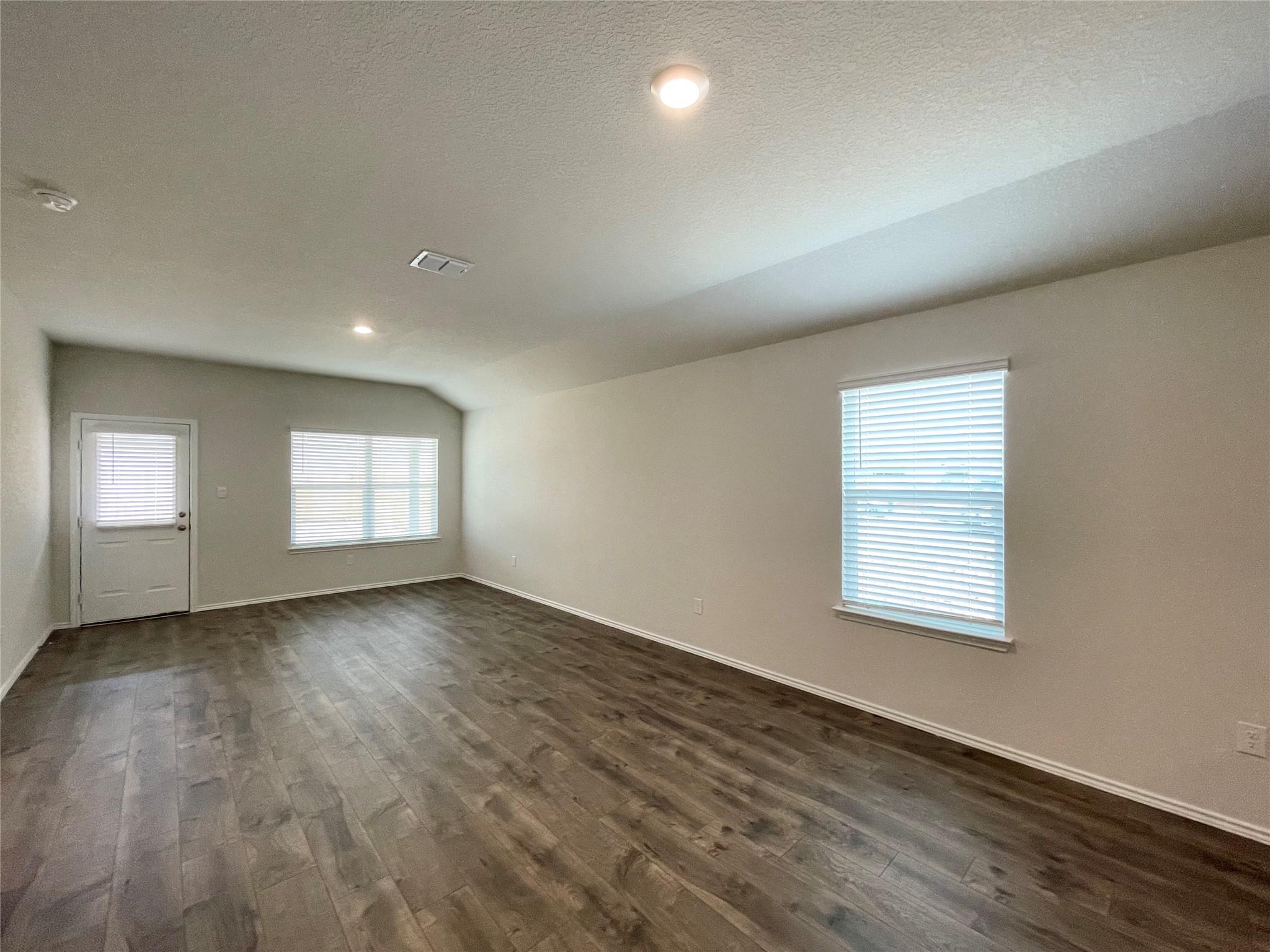 3871 Copper Riv Property Photo 7