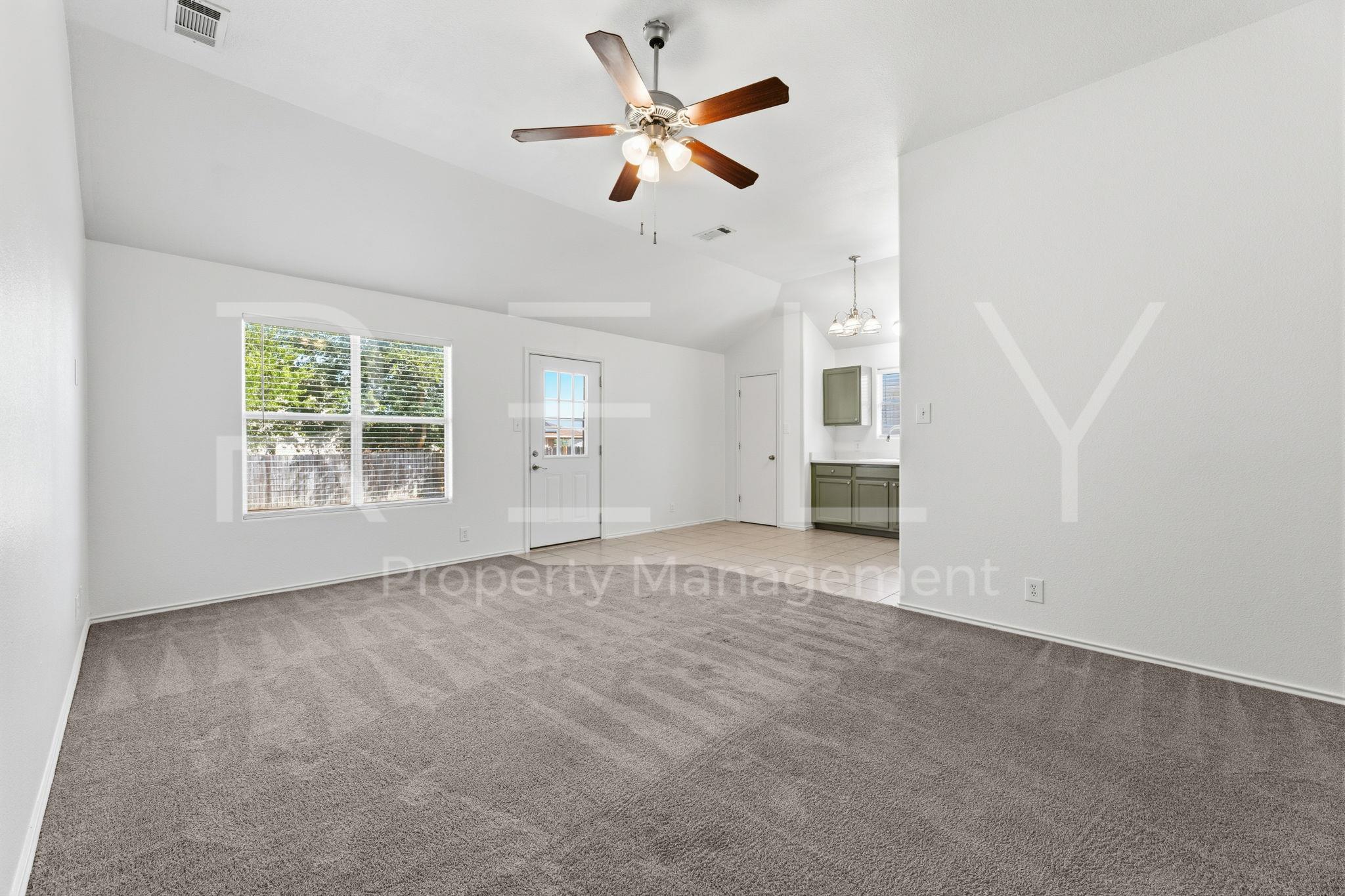 241 Moonstone Dr Property Photo 8