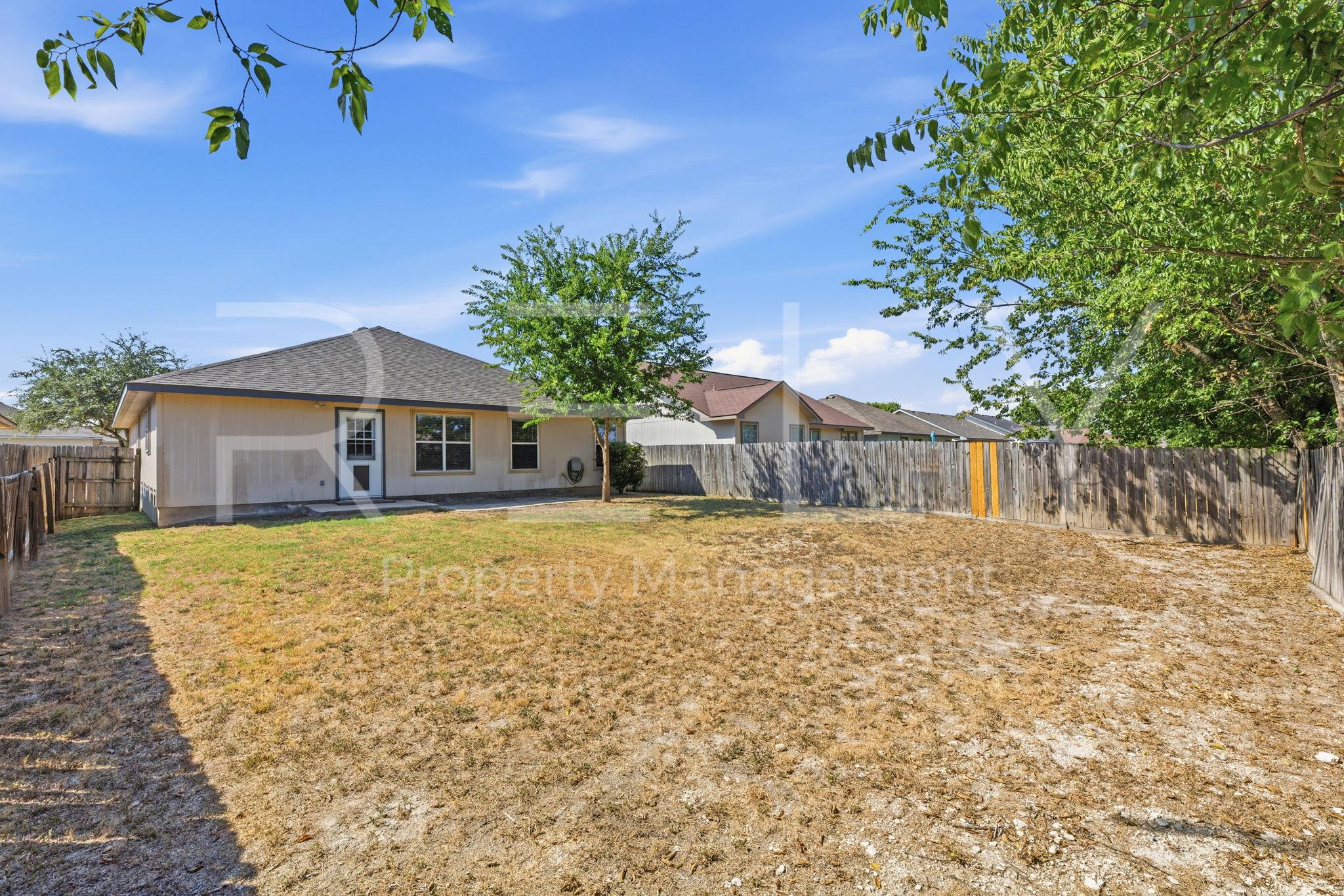 241 Moonstone Dr Property Photo 27
