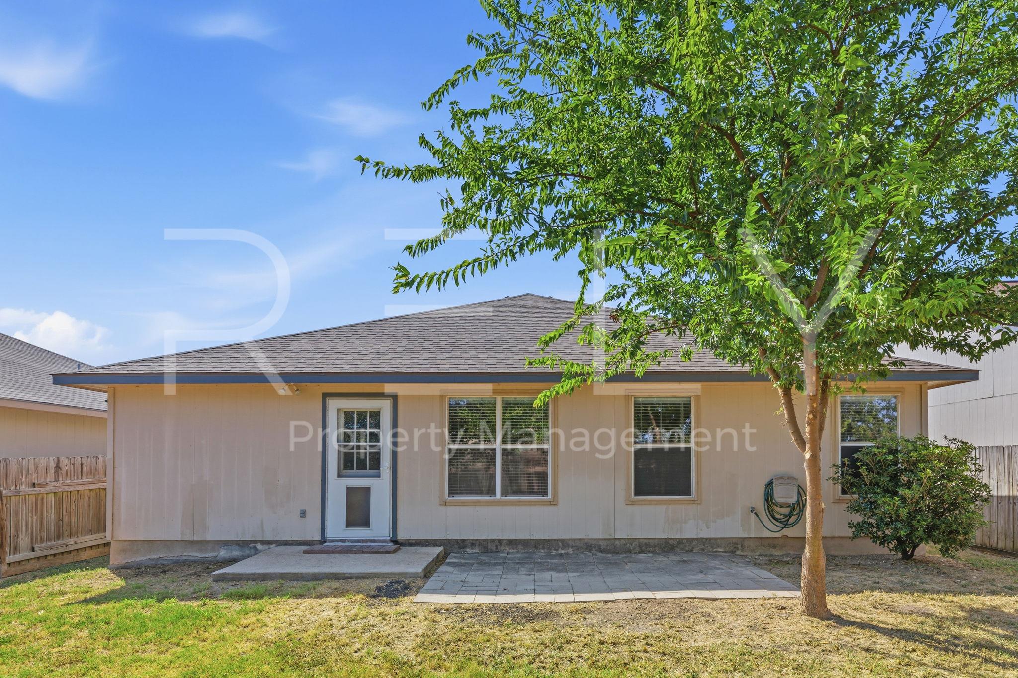 241 Moonstone Dr Property Photo 28