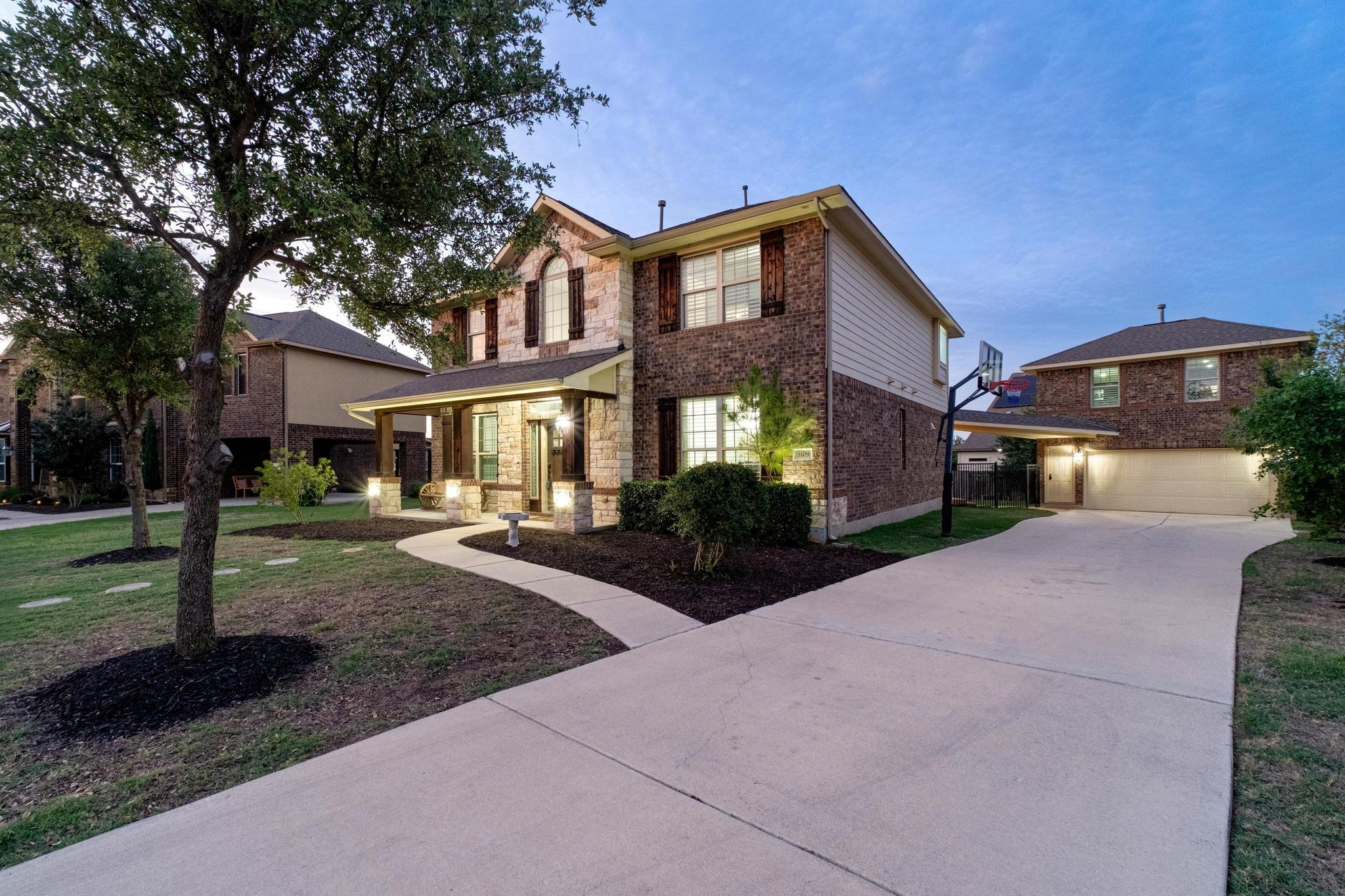 5109 Scenic Lake Dr Property Photo 2