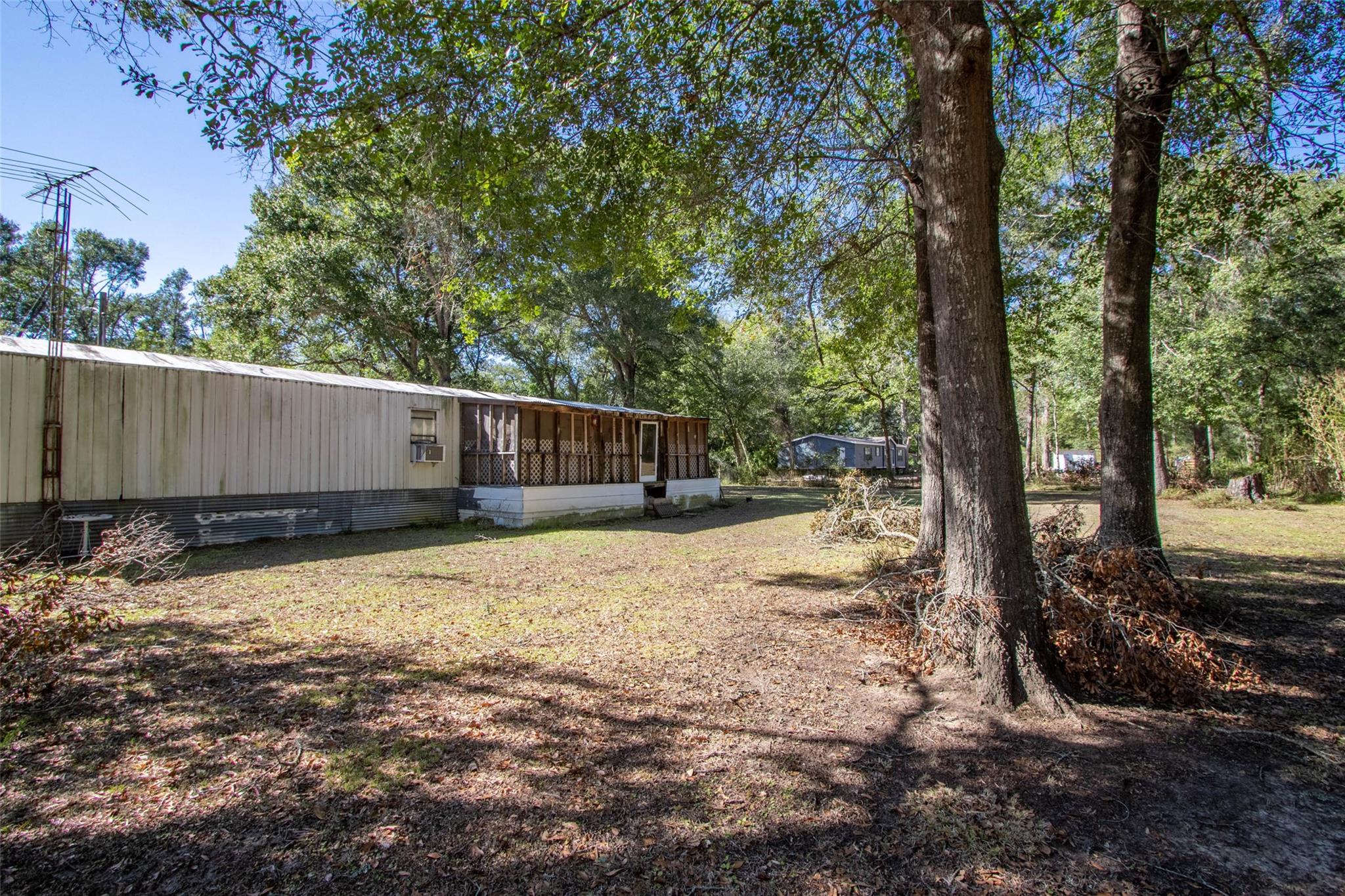 1942 Walnut Dr Property Photo 11