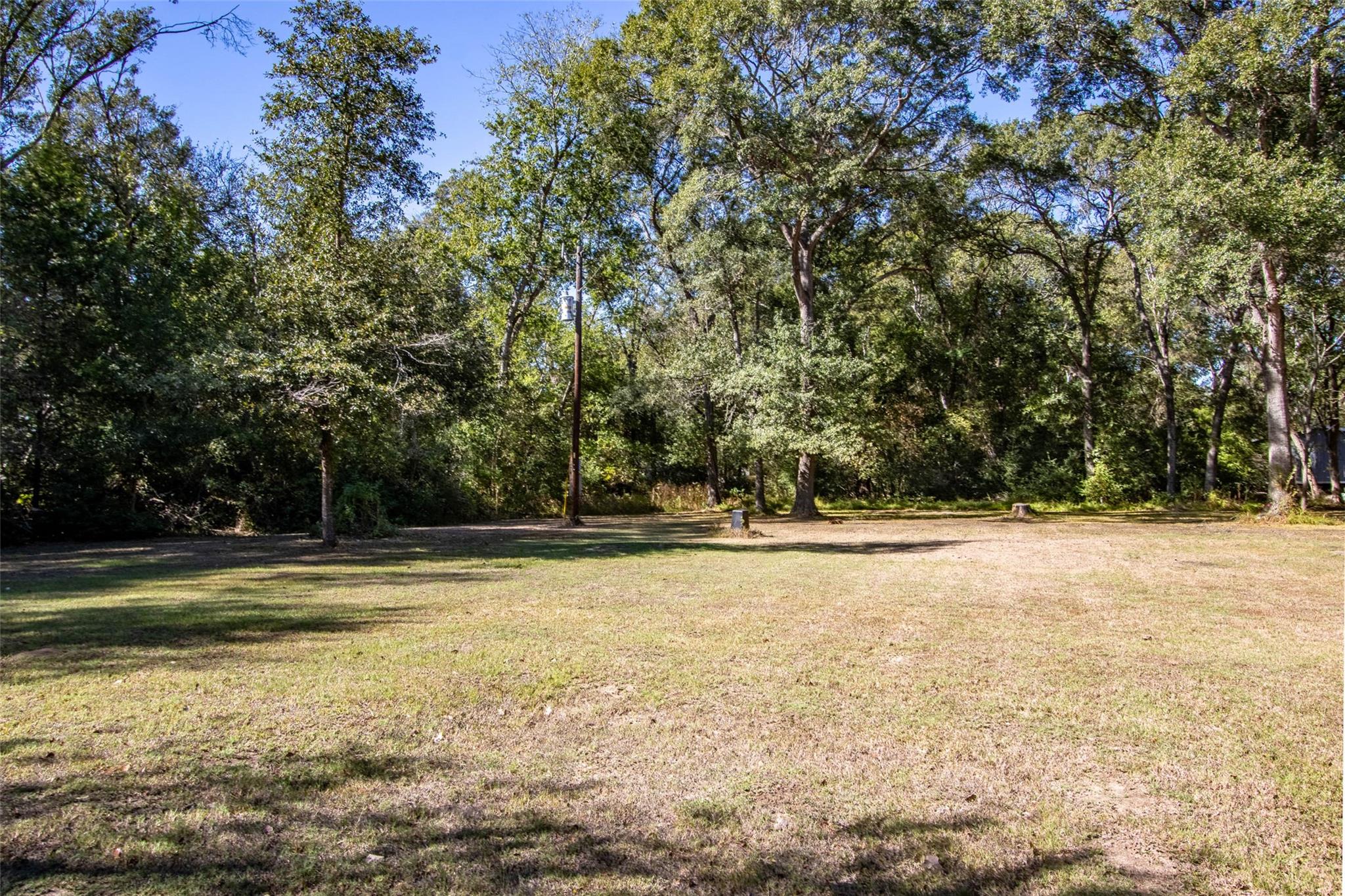 1942 Walnut Dr Property Photo 19