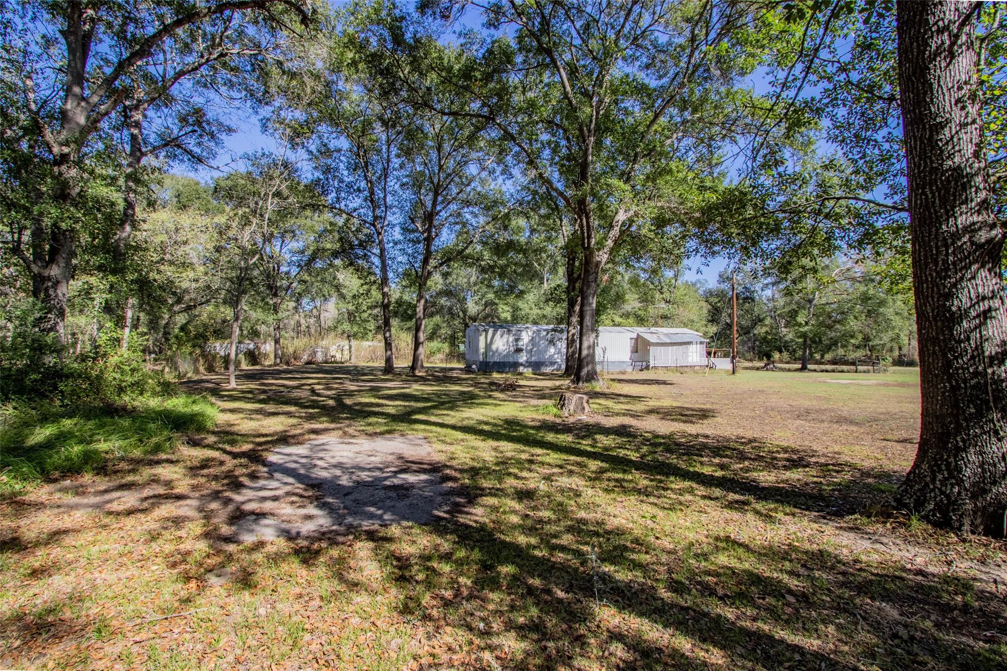 1942 Walnut Dr Property Photo 27