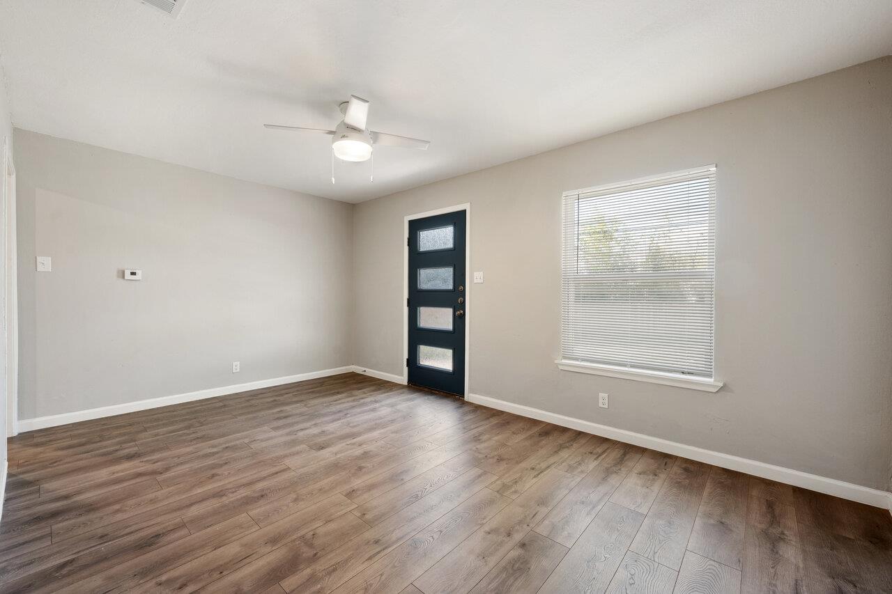 2303 Metcalfe Rd #a Property Photo 6