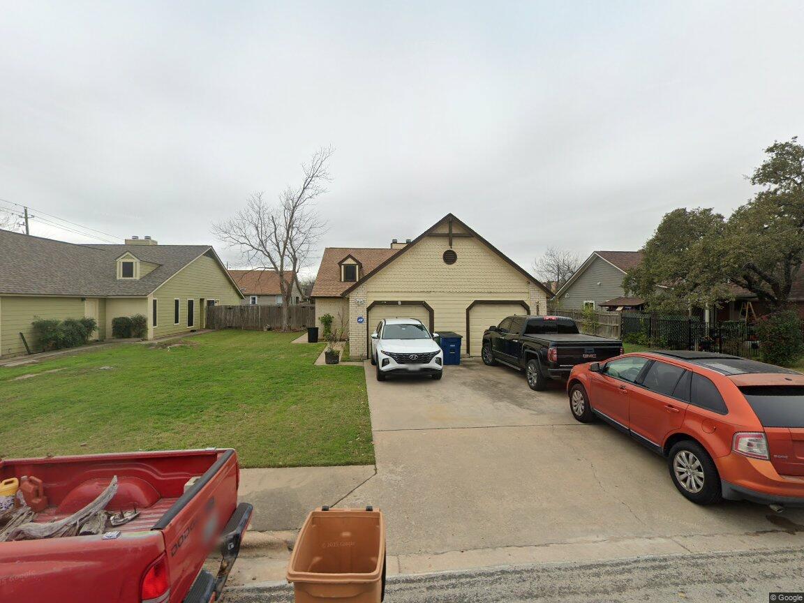 8703 Clearbrook Trl Property Photo
