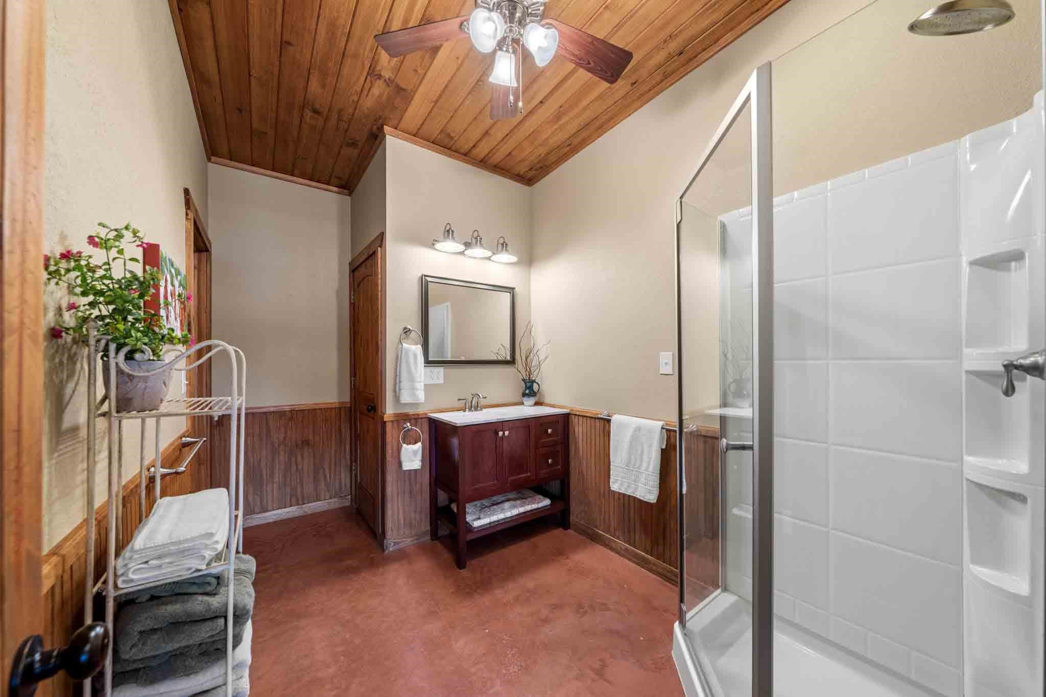 9352 Ranch Road 783 Property Photo 27