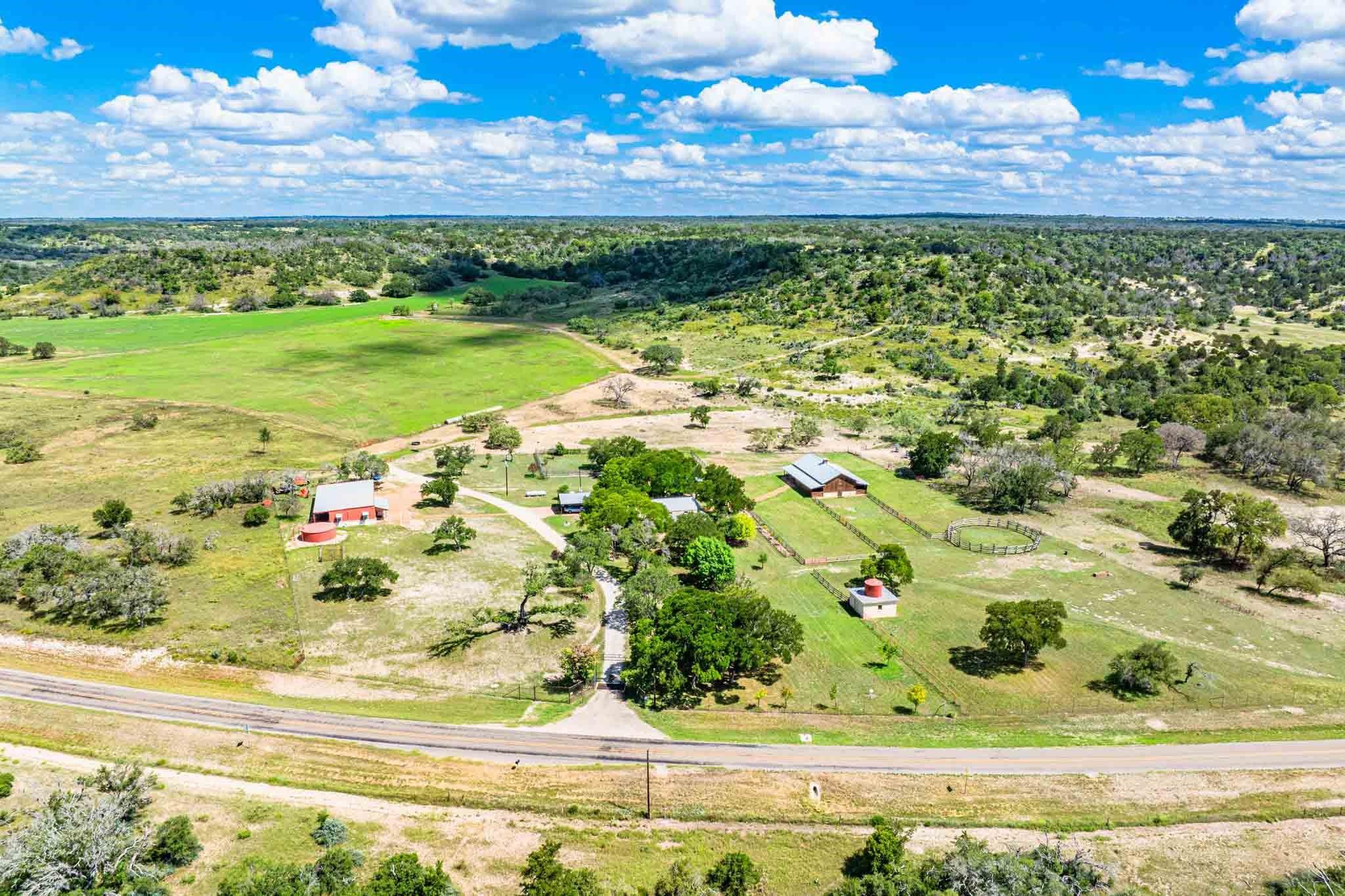 9352 Ranch Road 783 Property Photo 39