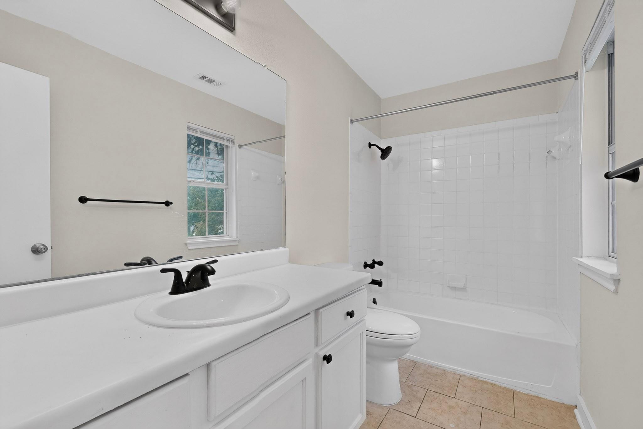 2318 Riddle Rd #b Property Photo 22