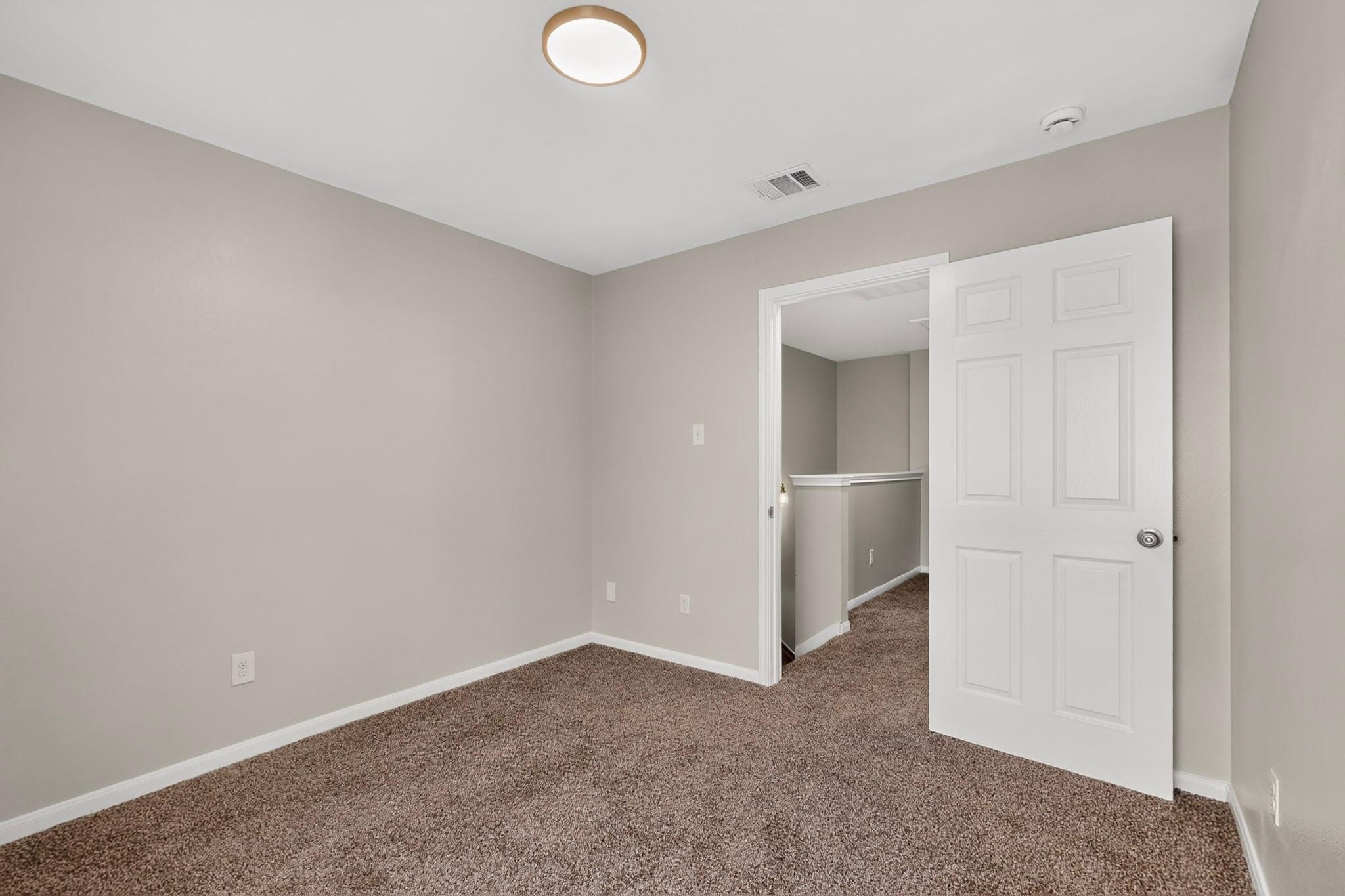 2318 Riddle Rd #b Property Photo 25