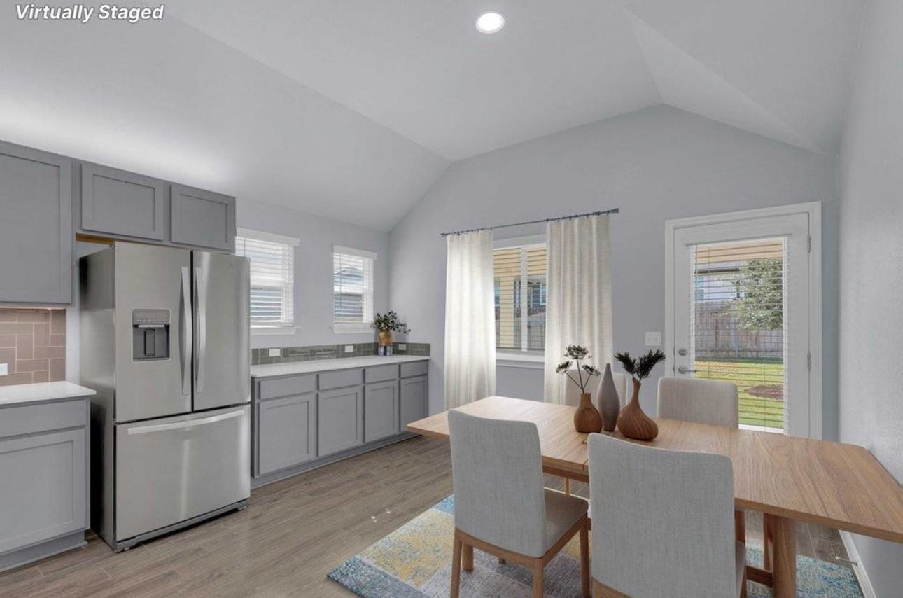9944 Comely Bnd Property Photo 4