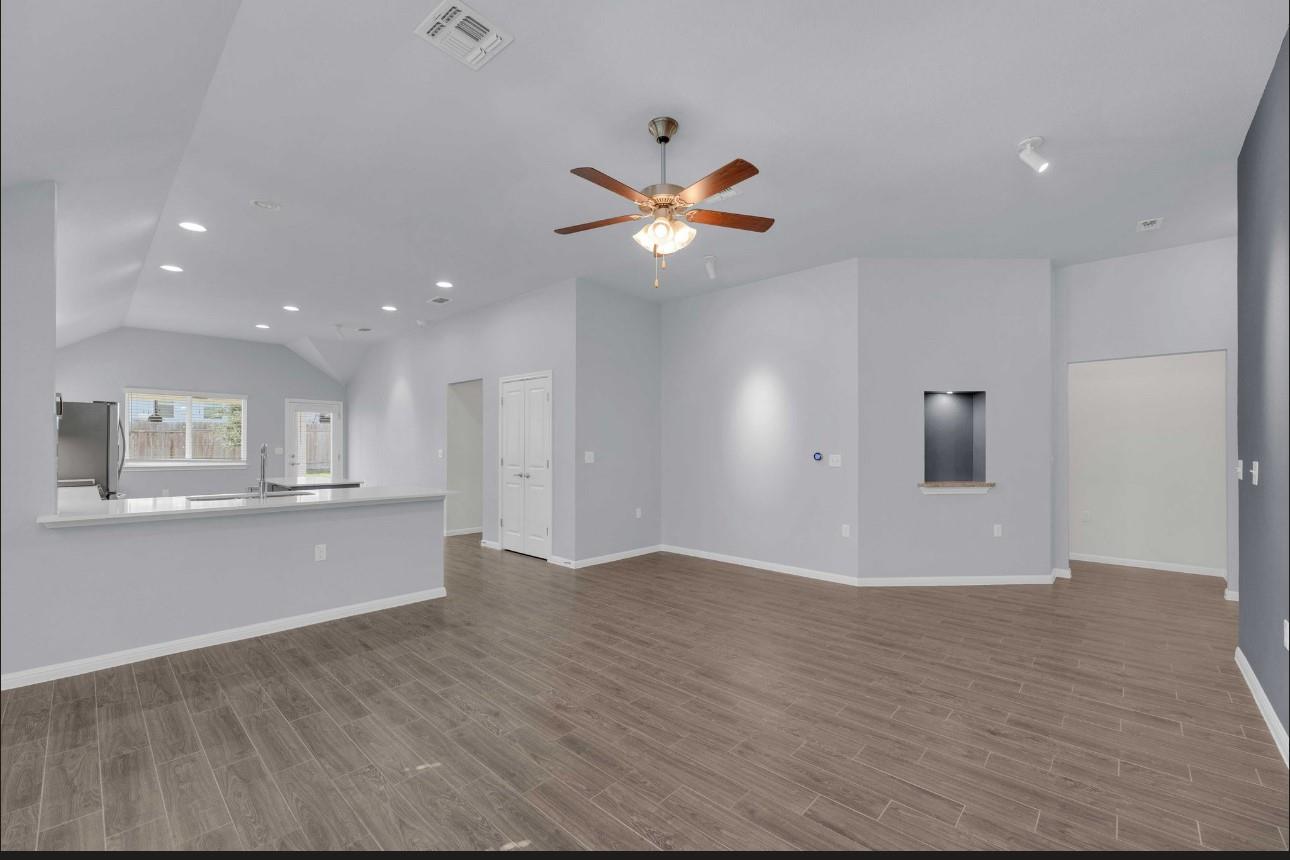9944 Comely Bnd Property Photo 12