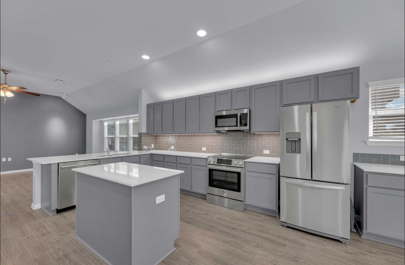 9944 Comely Bnd Property Photo 15