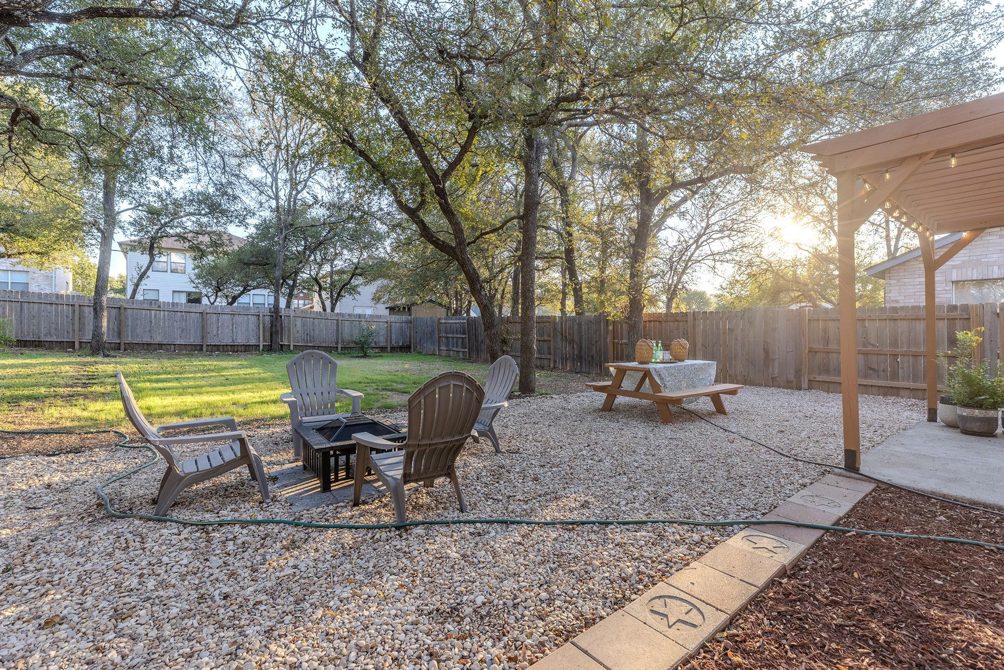 2602 Andres Way Property Photo 32