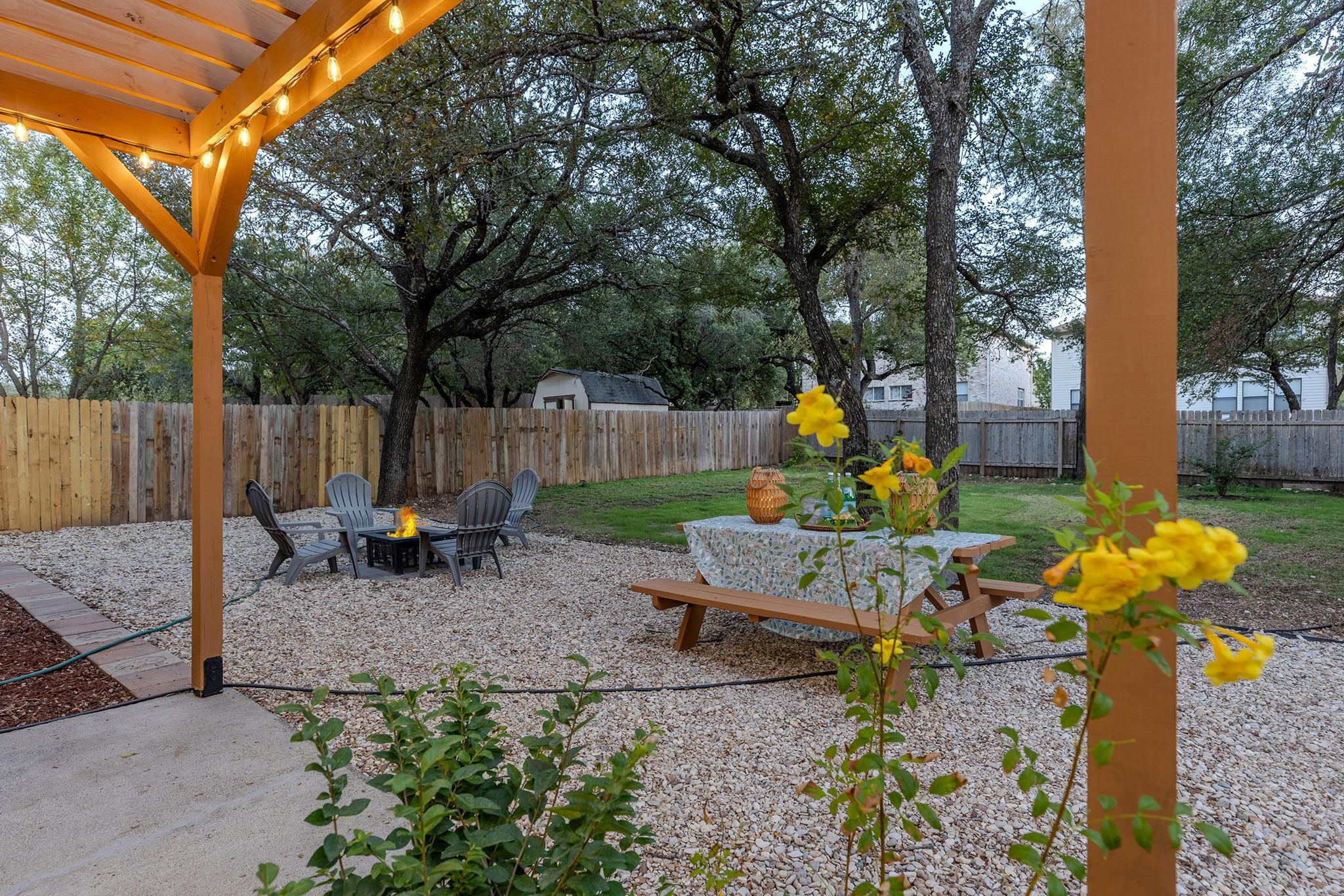 2602 Andres Way Property Photo 33